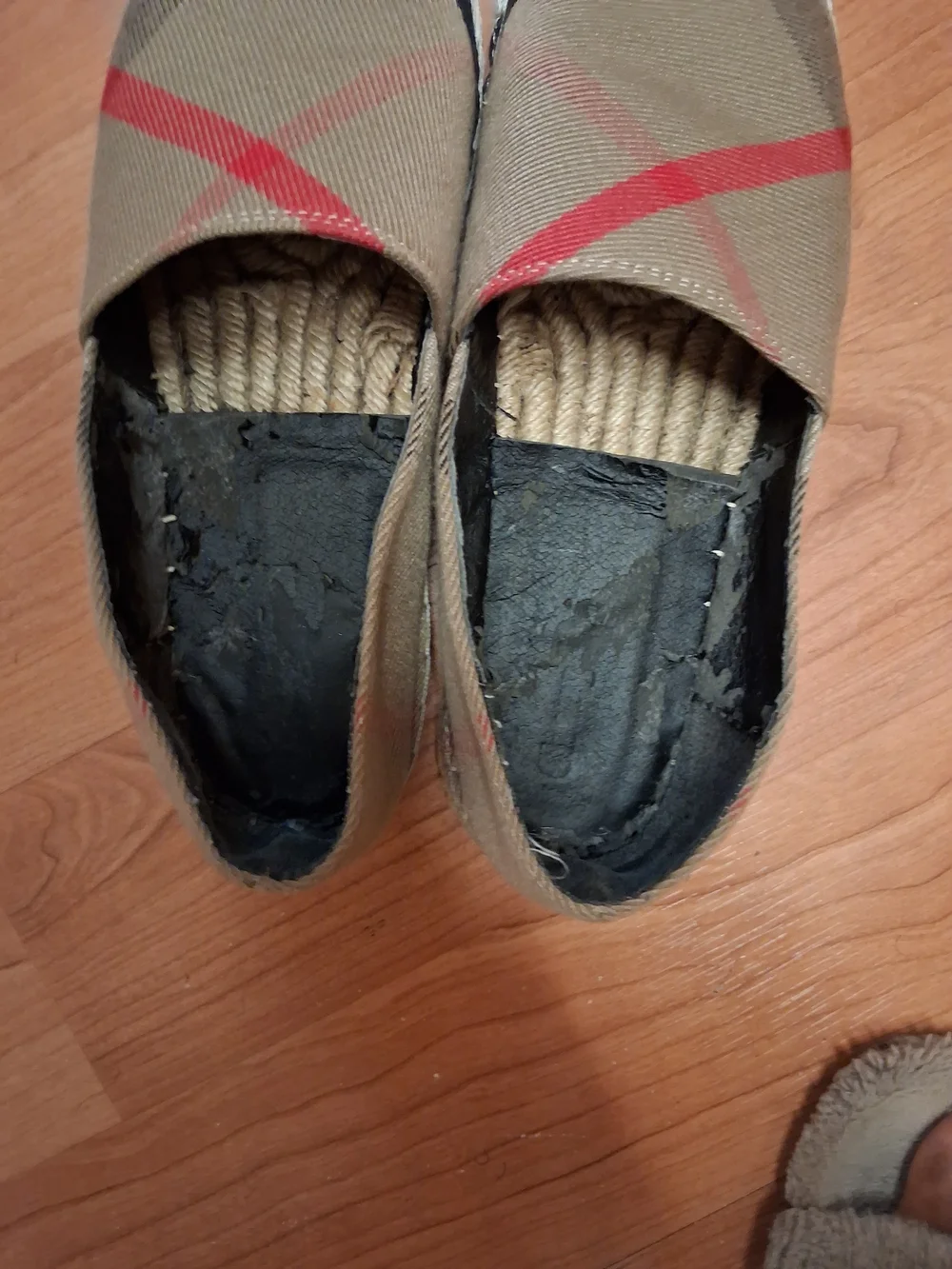 Burberry Plaid Espadrille Flats in Beige and Red